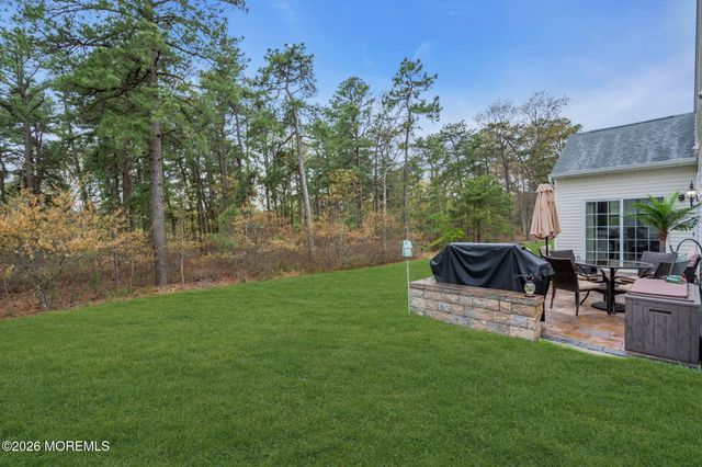 61 Woodview Drive, Whiting, NJ 08759