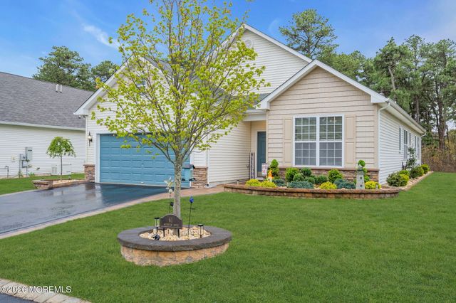 61 Woodview Drive, Whiting, NJ 08759
