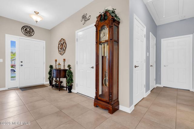 61 Woodview Drive, Whiting, NJ 08759