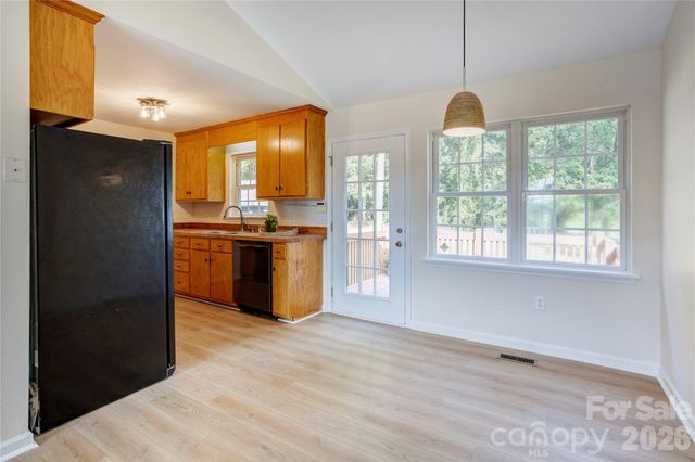 1209 Moss Acres Court, Kannapolis, NC 28081