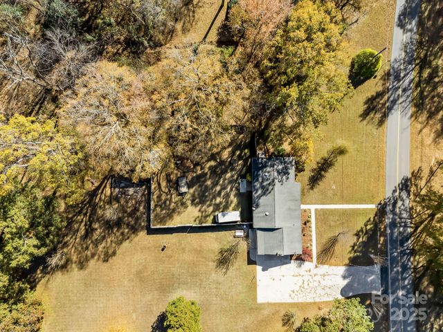 624 Patricia Avenue, Harrisburg, NC 28075