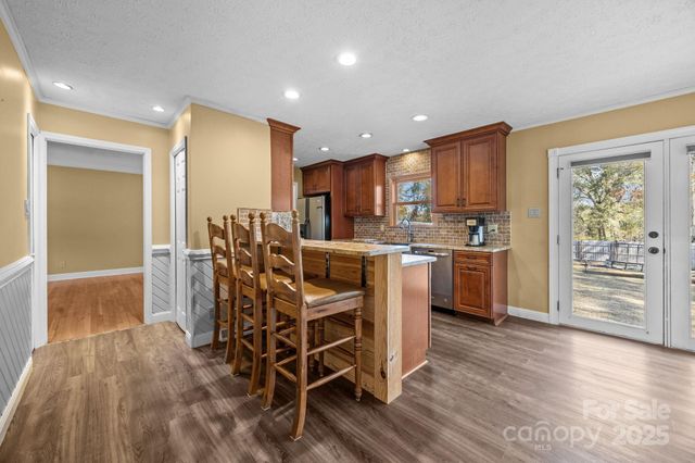 624 Patricia Avenue, Harrisburg, NC 28075