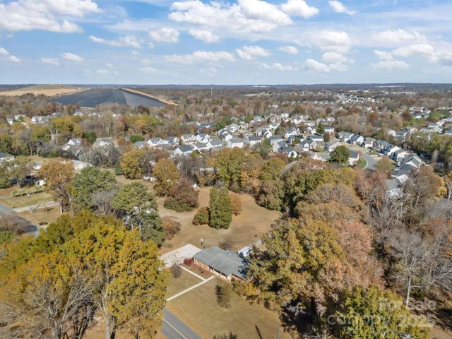 624 Patricia Avenue, Harrisburg, NC 28075