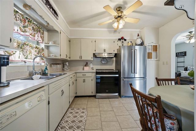 238 AVENUE F SE, Winter Haven, FL 33880