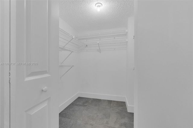 425 W Park Dr 12, Miami, FL 33172