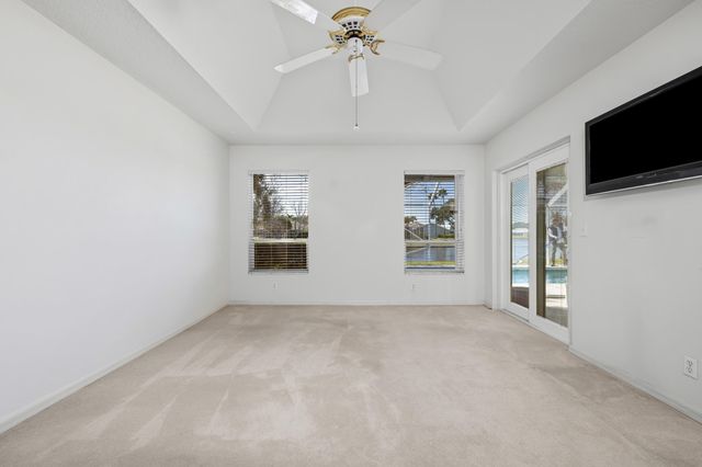 2368 SW Danforth Circle, Palm City, FL 34990