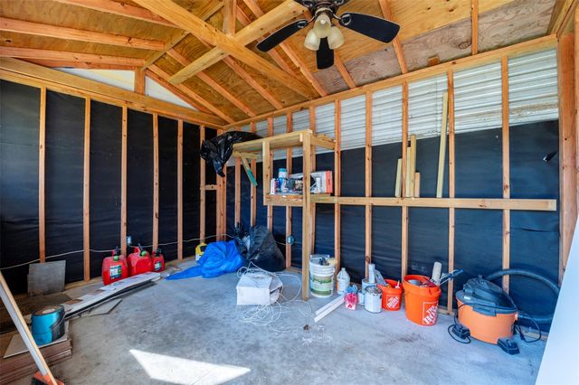 2810 Heritage Colony Drive, Webster, TX 77598