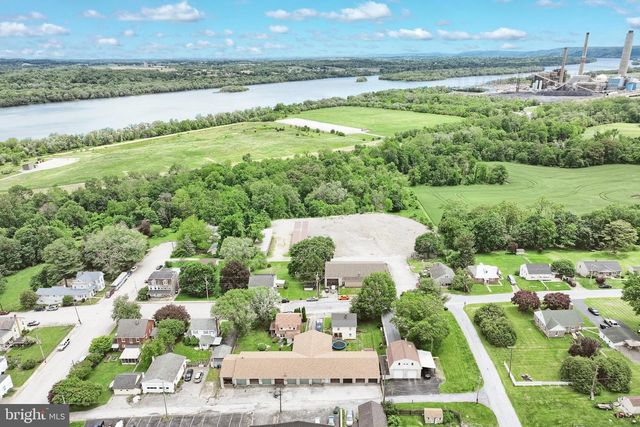 124, 126,128 AND REAR FALLSVIEW AVE, York Haven, PA 17370