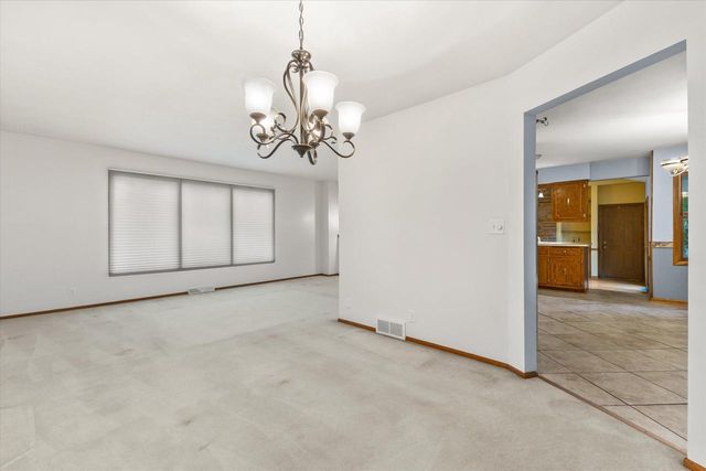 S77W22250 Eleanor STREET, Muskego, WI 53150