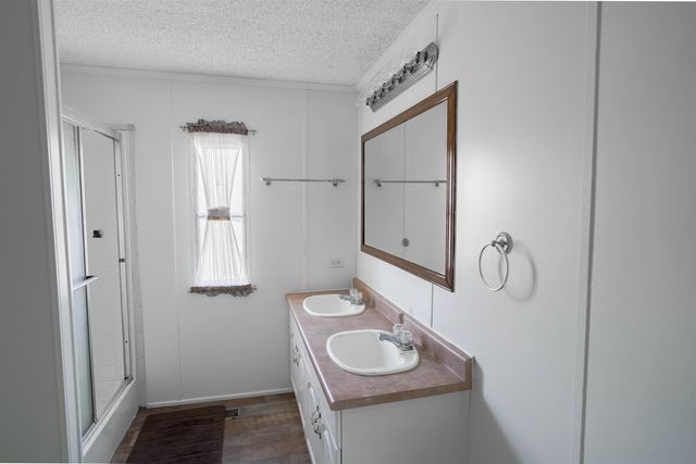 2765 THORPE DR, Mason, TN 38049