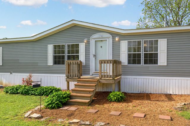 2765 THORPE DR, Mason, TN 38049