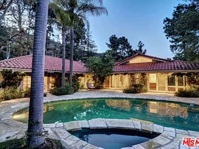 1681 Stone Canyon Road, Los Angeles, CA 90077