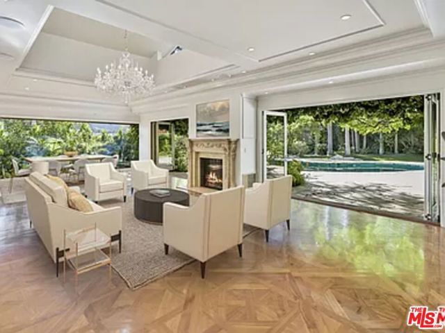 1681 Stone Canyon Road, Los Angeles, CA 90077