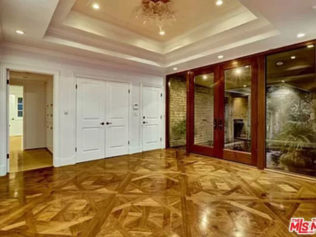 1681 Stone Canyon Road, Los Angeles, CA 90077