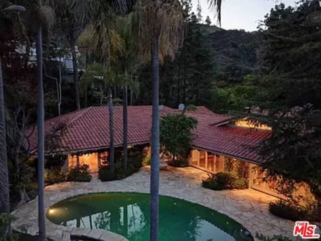 1681 Stone Canyon Road, Los Angeles, CA 90077