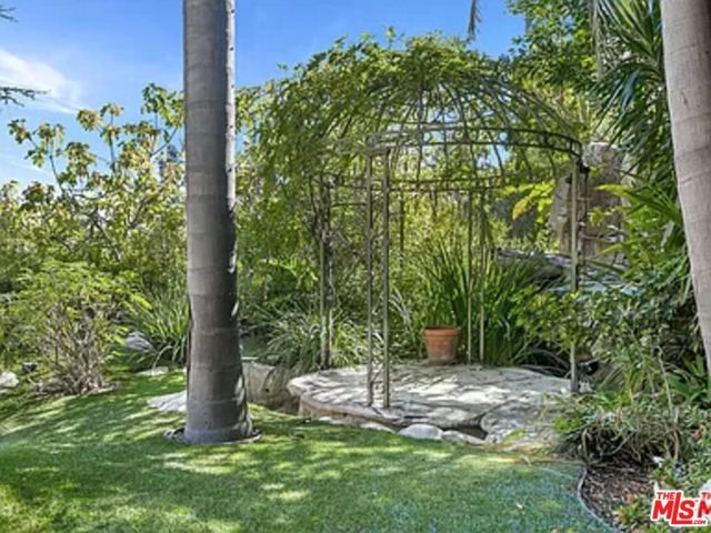 1681 Stone Canyon Road, Los Angeles, CA 90077