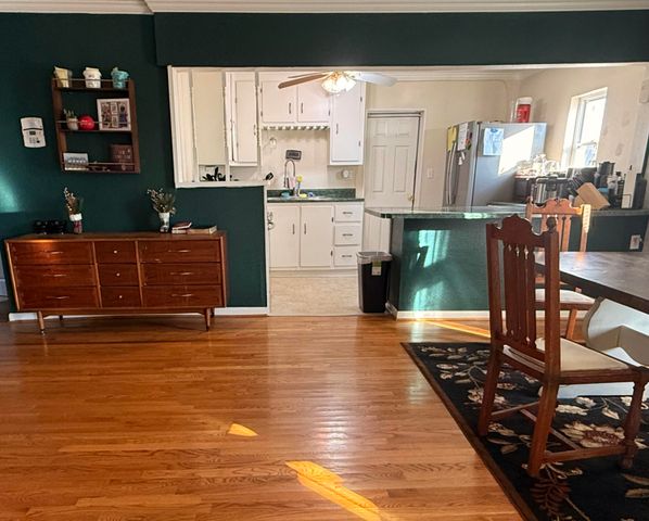 2109 S Moffet Avenue, Joplin, MO 64804