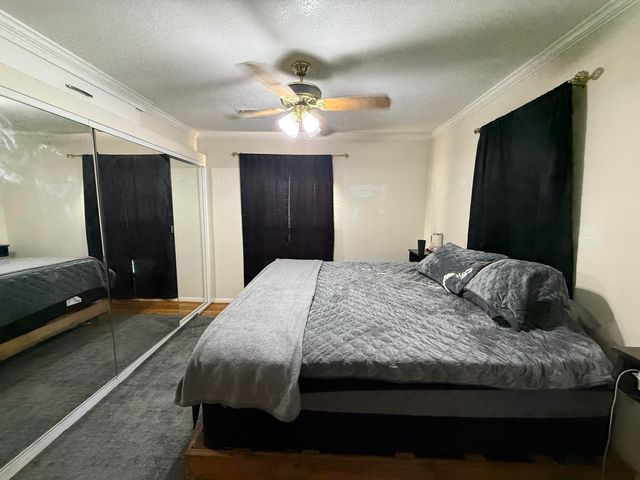 2109 S Moffet Avenue, Joplin, MO 64804