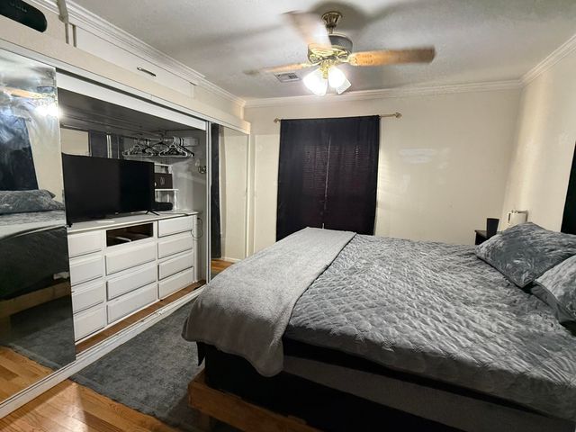 2109 S Moffet Avenue, Joplin, MO 64804