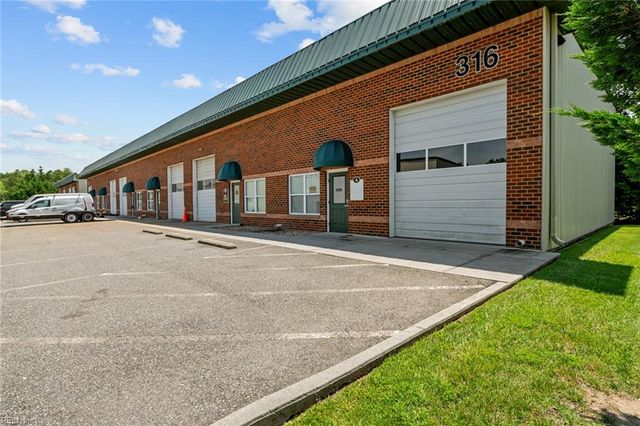 316 Old York Hampton Hwy Ste D, Yorktown, VA 23692