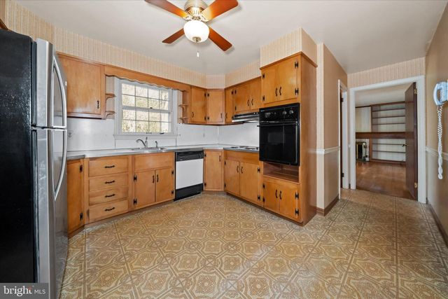 859 YORKLYN RD, Hockessin, DE 19707