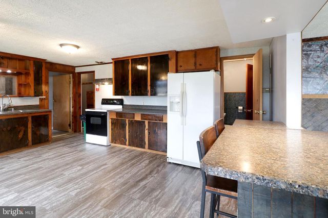 2447 GENERAL POTTER HWY, Centre Hall, PA 16828