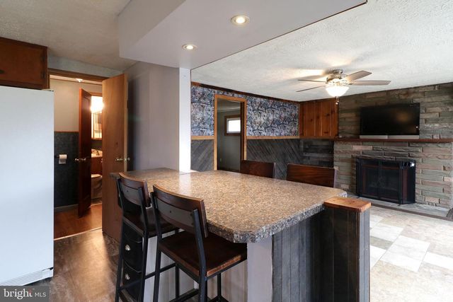 2447 GENERAL POTTER HWY, Centre Hall, PA 16828