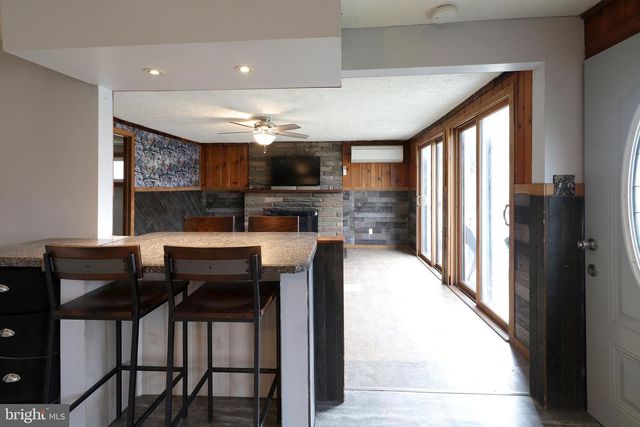 2447 GENERAL POTTER HWY, Centre Hall, PA 16828