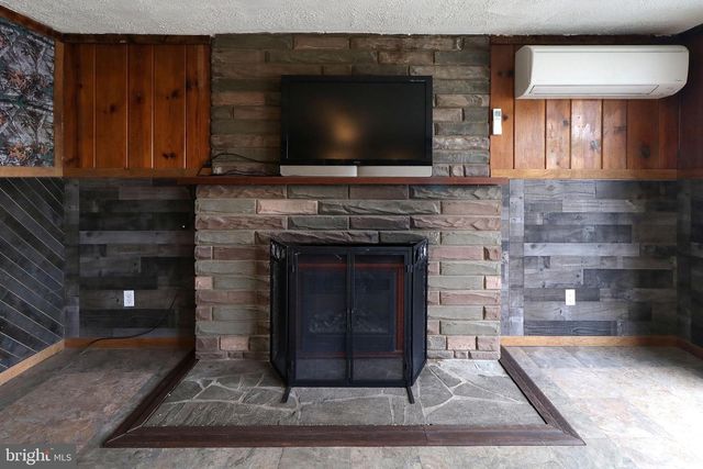 2447 GENERAL POTTER HWY, Centre Hall, PA 16828