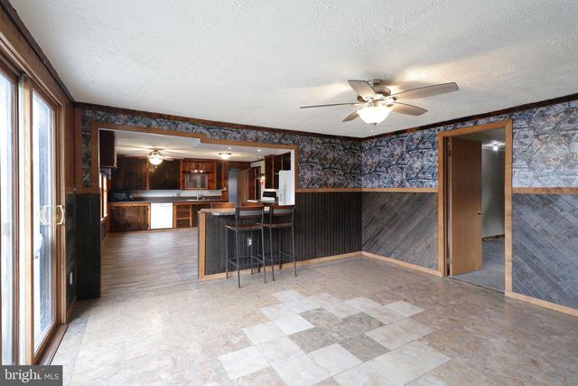 2447 GENERAL POTTER HWY, Centre Hall, PA 16828