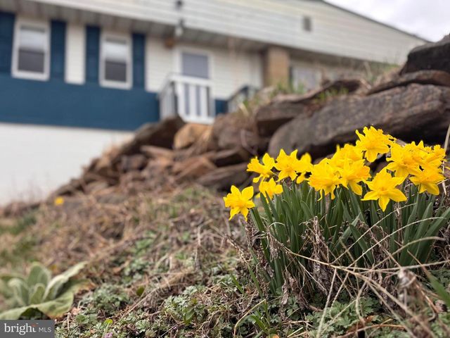 2447 GENERAL POTTER HWY, Centre Hall, PA 16828