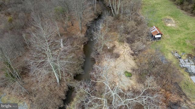 2447 GENERAL POTTER HWY, Centre Hall, PA 16828