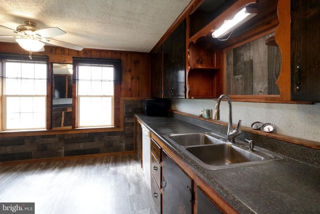 2447 GENERAL POTTER HWY, Centre Hall, PA 16828