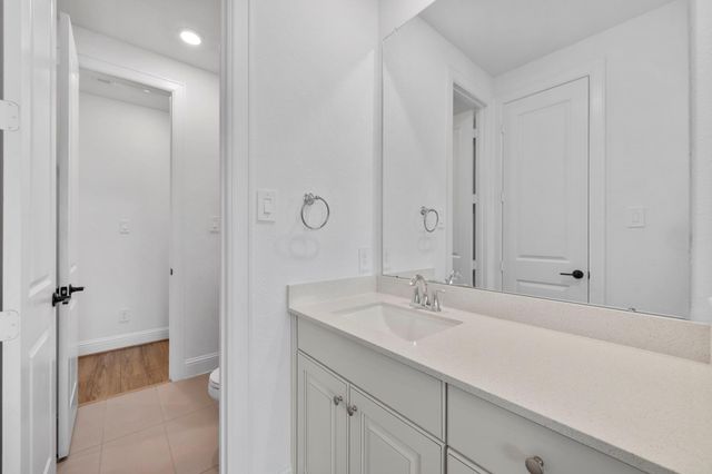 1021 Lakemont Bend Lane, Pinehurst, TX 77362