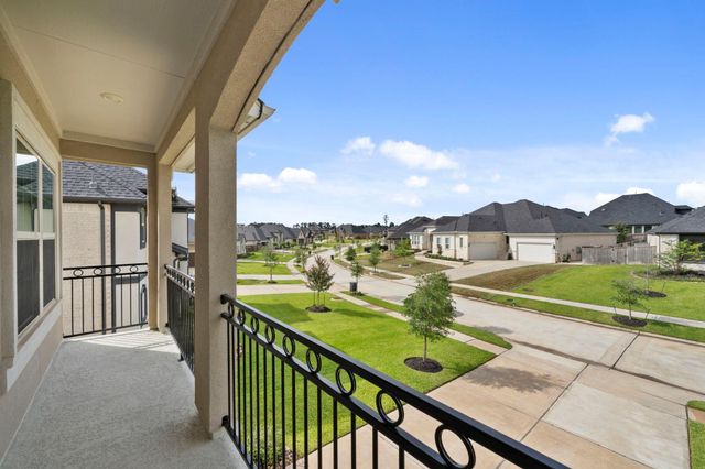 1021 Lakemont Bend Lane, Pinehurst, TX 77362