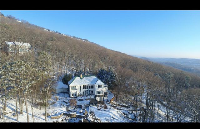 3572 Setting Sun Drive, Signal Mountain, TN 37377