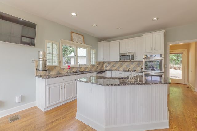 3572 Setting Sun Drive, Signal Mountain, TN 37377