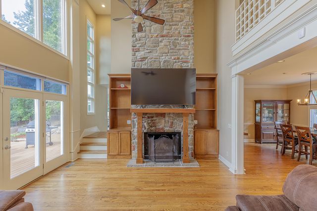 3572 Setting Sun Drive, Signal Mountain, TN 37377