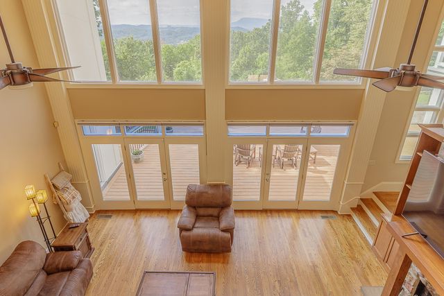 3572 Setting Sun Drive, Signal Mountain, TN 37377