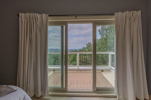 3572 Setting Sun Drive, Signal Mountain, TN 37377