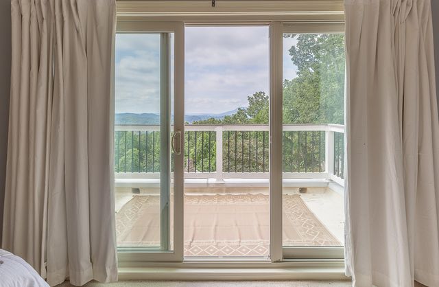 3572 Setting Sun Drive, Signal Mountain, TN 37377
