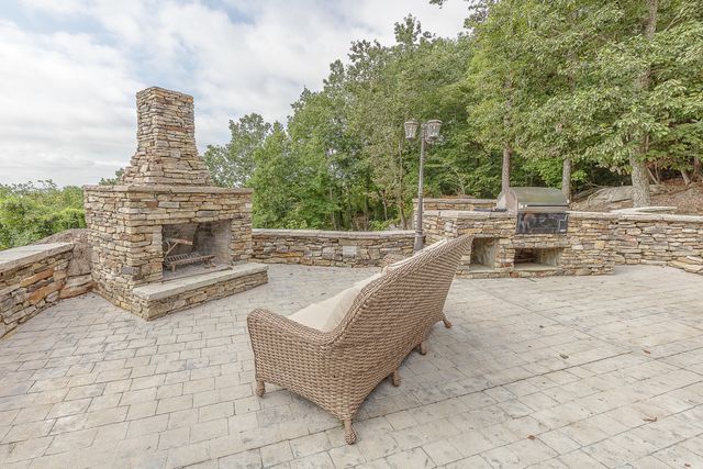 3572 Setting Sun Drive, Signal Mountain, TN 37377