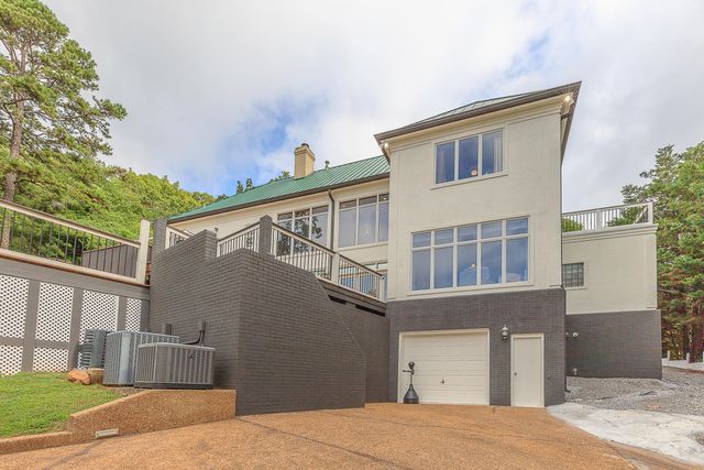 3572 Setting Sun Drive, Signal Mountain, TN 37377