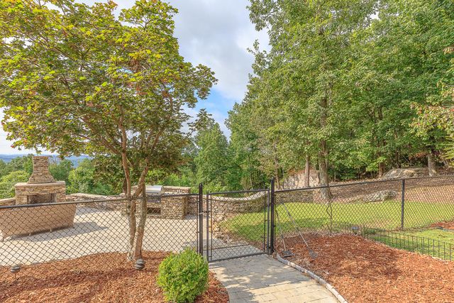 3572 Setting Sun Drive, Signal Mountain, TN 37377