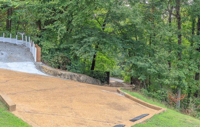 3572 Setting Sun Drive, Signal Mountain, TN 37377