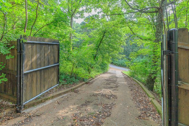 3572 Setting Sun Drive, Signal Mountain, TN 37377