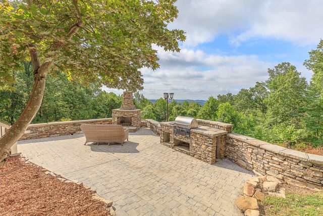 3572 Setting Sun Drive, Signal Mountain, TN 37377
