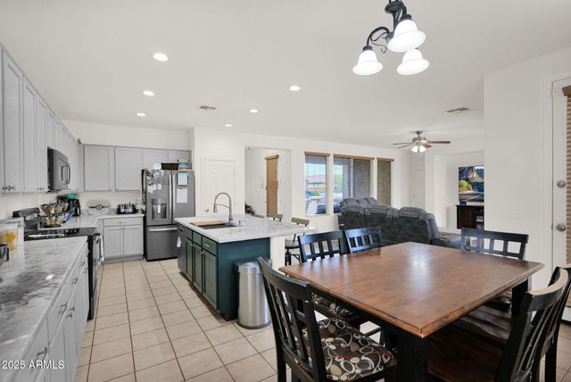 453 E WHITE WING Drive, Casa Grande, AZ 85122