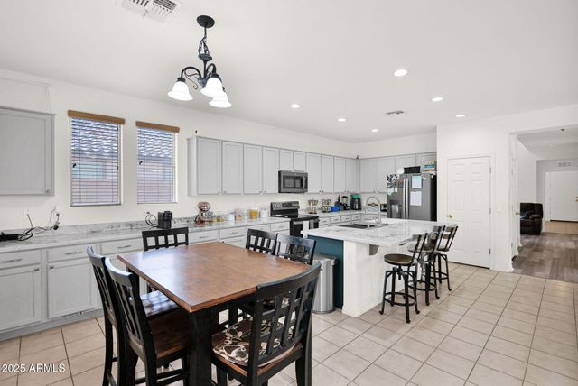 453 E WHITE WING Drive, Casa Grande, AZ 85122