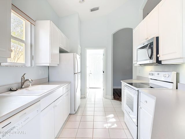 3225 Lienster Circle, Ormond Beach, FL 32174